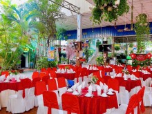 KHU TIỆC SÂN VƯỜN