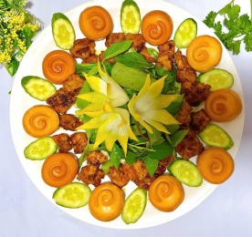 SƯỜN HEO QUAY BÁNH BAO