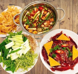 LẨU BẮP BÒ NHÚNG RIÊU CUA